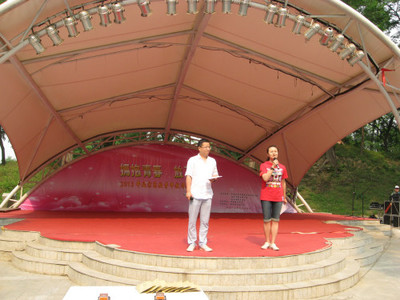 我校工會(huì)組織青年教師參加北京高校趣味運(yùn)動(dòng)會(huì)并策劃文化藝術(shù)交流活動(dòng)